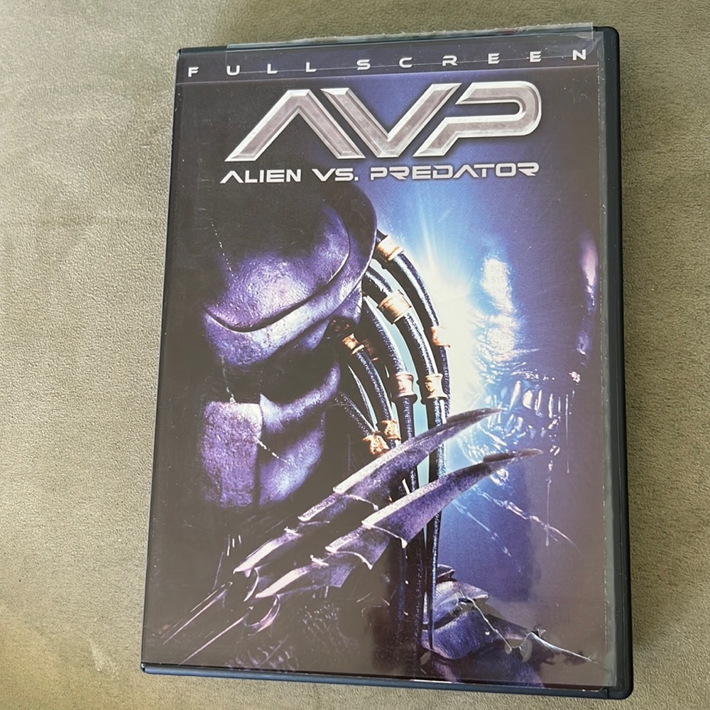 2/$5 AVP Alien vs. Predator DVD Full Screen